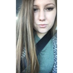 Meet your Posher, Ashley